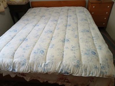 Edredón Ralph Lauren Faye Azul Doble Azul y Blanco-66 x 86-¡Hermoso! Foto 1 de 4