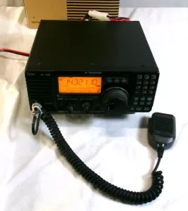 ICOM IC-718 HAM/SSB HF TRANSCEIVER Lightly Used Excellent Condition Original Box - Picture 1 of 9