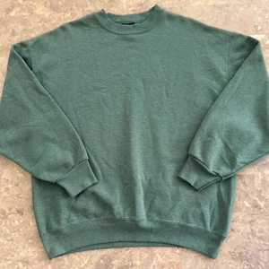 Vintage 90s Signal Sport Blank Crewneck USA Green XL 24.5x27.5 - Picture 1 of 3
