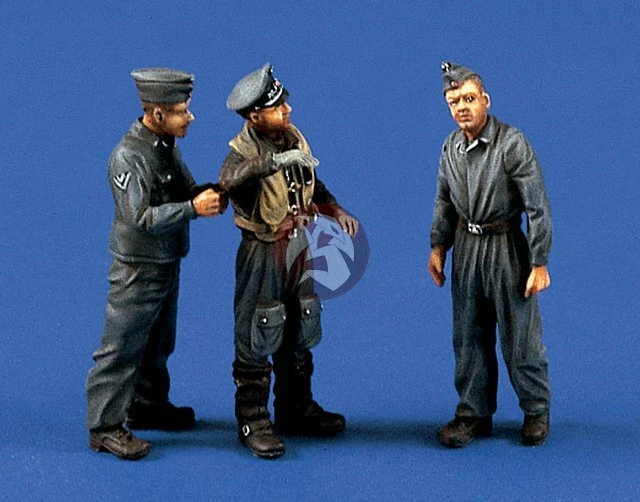 Verlinden 1/48 German Luftwaffe Pilot and Ground Crew WWII (3 Figures) 467 - Image 1 of 1