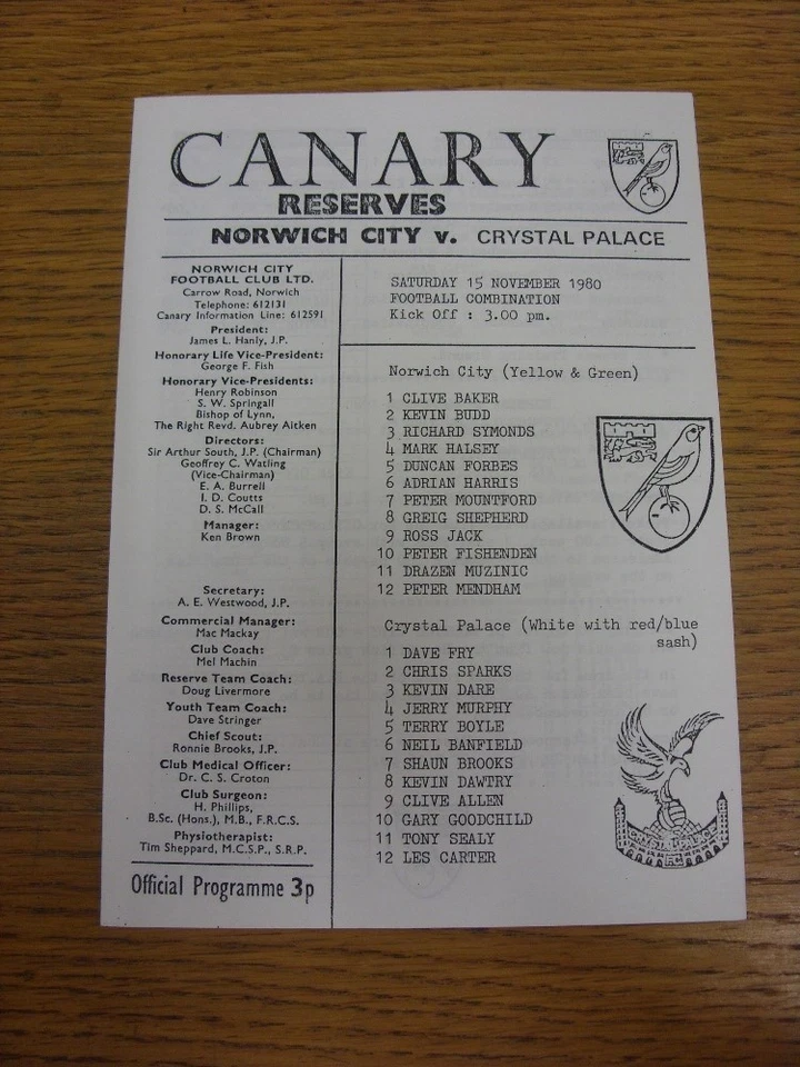 15/11/1980 Norwich City Reserves v Crystal Palace Reserves  (4 Pages). Any fault - Image 1 of 1