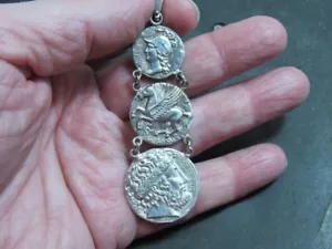 Ciondolo PEGASUS in argento sterling - Foto 1 di 14