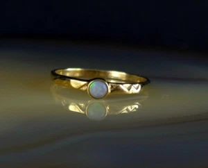 Ring Gold 333 Opal Multicolor 17,2 mm - attraktiv elegant & schön schimmernd 8 k - Bild 1 von 13