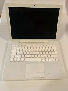 Apple A1181 Intel Dual core 2,20 Ghz - 2 Gb - 128 Gb HD - HD 13" - Foto 1 di 3
