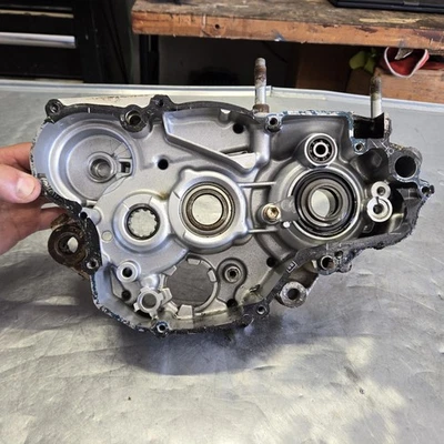 1990 Yamaha Yz250 Right Engine Motor Crankcase Crank Cases Block - Изображение 1 из 4