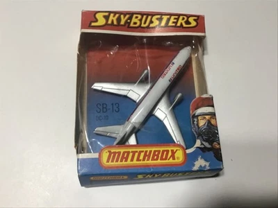 Matchbox Lesney 1978 Skybusters SB-13 DC-10 UNITED AIRLINES NUEVO EN PAQUETE Foto 1 de 4