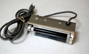 Macken Instruments Opt Eng Modell UV-22 4 Watt ultraviolettes Licht USA - Bild 1 von 2