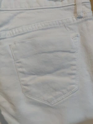 Mossimo women's 2R - 26"W x 9"I denim shorts white zip mid-rise bermuda cuffed - Image 1 of 4