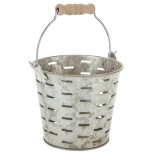 Antico secchiello per olive in metallo grigio. Arredamento casa di campagna shabby chic. - Foto 1 di 3