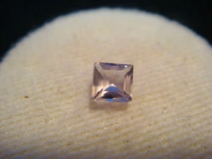 Gema natural de piedra preciosa amatista corte princesa 3,5 mm x 3,5 mm 0,35 quilates - Imagen 1 de 3