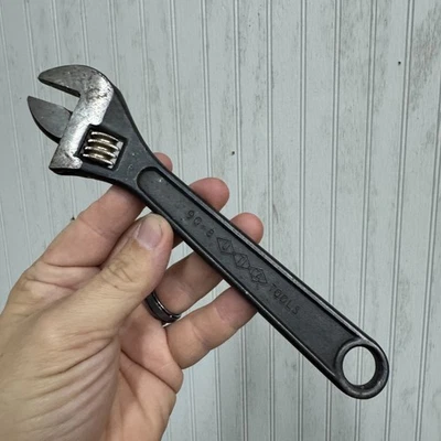 De Colección UTICA TOOLS 8" Llave Ajustable Forjada Aleación Acero EE. UU. 90-8 Foto 1 de 4