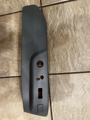 Interruptor de assento BMW 540 cobrindo o lado do passageiro - Imagem 1 de 4