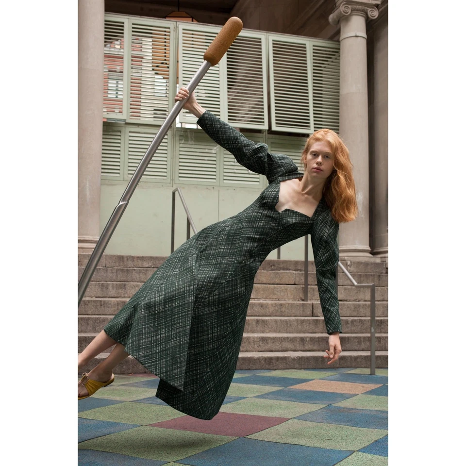 Vestido midi de algodón a cuadros Rosie Assoulin verde oscuro a cuadros línea A ajuste acampanado 8 Foto 1 de 4