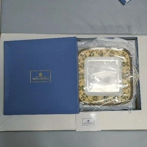 Brand new, unused Wedgwood B&B India square Plate 10.8in(27.5cm)  x 9.4in(24cm) - Picture 1 of 4