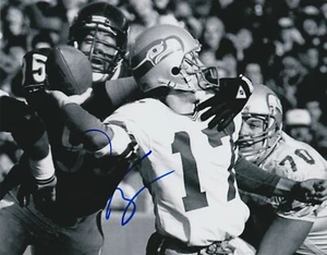 SEATTLE SEAHAWKS SIGNED DAVE KRIEG 8X10 PHOTO B&W NFL L@@K! PROOF! ULTRA RARE! - Picture 1 of 1