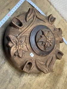 ANCIENNE GROLLE / ART POPULAIRE / ARTISANAT SAVOYARD Réf N.3 - Picture 1 of 9