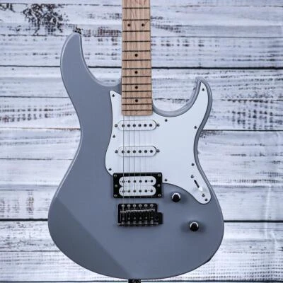 Guitarra eléctrica Yamaha Pacifica | Gris | PAC112 Foto 1 de 4