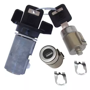 GM OEM Ignition Key Switch Lock Cylinder & Door Lock Tumbler Barrel Set 2 Keys - Foto 1 di 3