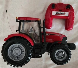 Ertl 35905 1:16 Case IH Maxxum 140 Remote Control Tractor Working w/Remote - Picture 1 of 9