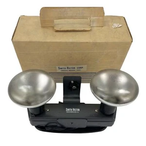 Vintage Smith Victor 2 Socket Light Bar with Box and Bulbs Test and Working! - Picture 1 of 11
