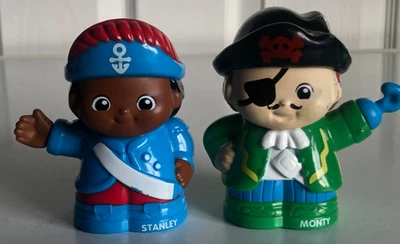 Vtech Toot Toot Stanley and Monty Treasure Seekers Pirate Ship figures - Image 1 of 4