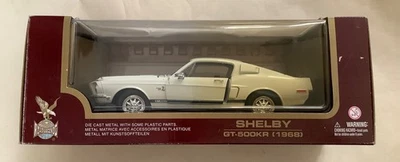 ROAD LEGENDS 1:18 SHELBY GT-500KR (1968) 92168 Foto 1 de 4