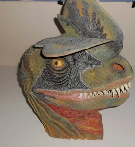 JURASSIC PARK DILOPHOSAURUS SPITTER HALLOWEEN MASCHERA DINOSAURO E MANI ANNI 90 - Foto 1 di 7