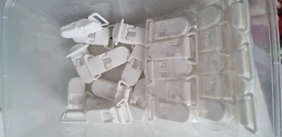 Plastic Dummy Clip Badge Clip Holder 32 Pack - image 1 of 4