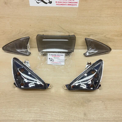 kit frecce tmax 2004 2005 2006 2007 Gemme frecce stop fanale vetro fumè liscio - Immagine 1 di 4
