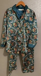 Victoria’s Secret Women’s Satin Pajamas Sz M 2 Pc Set Shirt /Pants Vt Gold Label - Picture 1 of 13