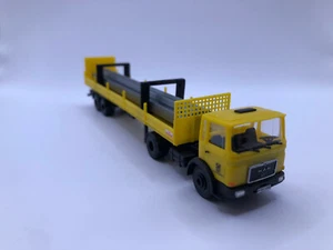 MAN Sattelzug mit Stahlprofilen | 1:87 | H0 | LKW | Deutsche Post - Picture 1 of 3