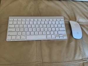 Apple Magic Wireless Mouse Keyboard Bundle - Picture 1 of 5