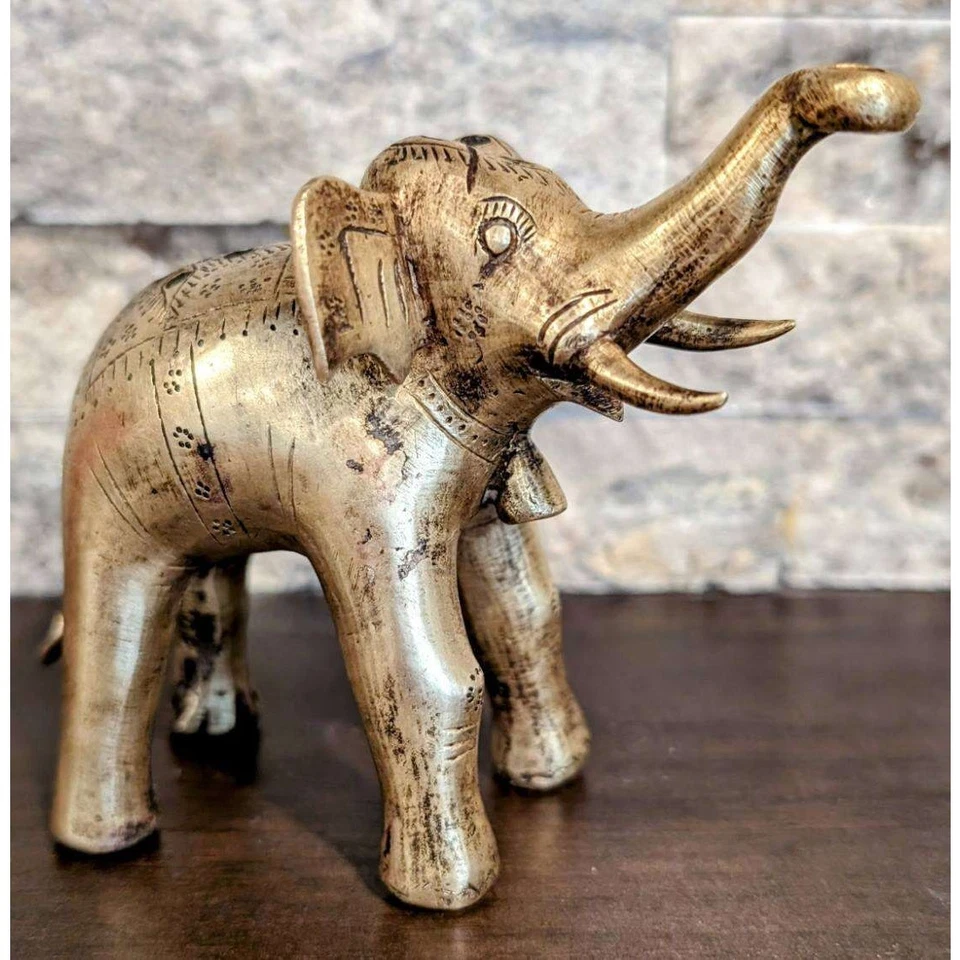 Bonita estatuilla pátina elefante tronco de latón macizo de colección estante cuidador 4 pulgadas Alto Foto 1 de 4