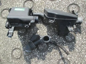 TOYOTA Prius 2009 DAA-ZVW30 Air Cleaner Assembly 1770037250 [Used] [PA64859828] - Picture 1 of 1