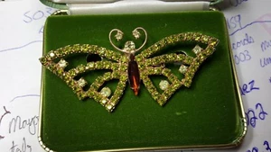 VINTAGE LARGE RHINESTONE BUTTERFLY BROOCH BROWN / GREEN - Picture 1 of 4