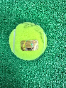 001 PALLA TENNIS SINNER AUTOGRAFATA SIGNED NO MATCH WORN SHIRT CAMISETA COA - Imagen 1 de 4