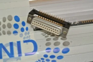 CINCH FD Series 25 Way Right Angle Through Hole D-Sub Connector   [QTY= 1pcs] - Picture 1 of 6