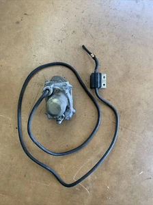 1994-1996 Mercedes-Benz C220 / 98-00 CLK200 Cruise Control Actuator 0005455165 - Picture 1 of 12
