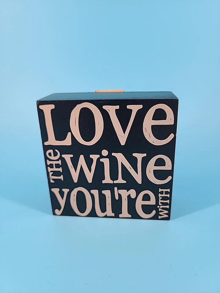Love the wine you're with - Cartel de caja - Cubo de flores #37143A Foto 1 de 4