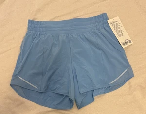Lululemon Hotty Hot HR Short 4" *Lined – Aero Blue – Size 8 - Picture 1 of 3
