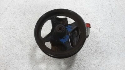 Bomba de dirección asistida usada se adapta a: camioneta Ford F150 2002 sin salida variable electrónica Foto 1 de 4