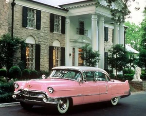 ELVIS PRESLEY'S Pink Cadillac in Front of GRACELAND Photo (206-A) - Picture 1 of 1