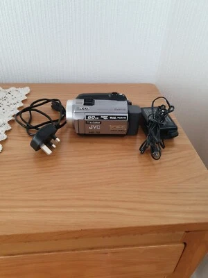 JVC GZ-HD5EK Full HD 60 GB HDD Digital Video Camera Camcorder Handycam  - Image 1 of 4