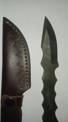 Cuchillo Damasco hoja fija, hecho a mano Foto 1 de 3