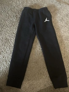 NIKE AIR JORDAN Fleece Joggers Sweatpants, Black, Youth Medium 10/12 - Picture 1 of 8