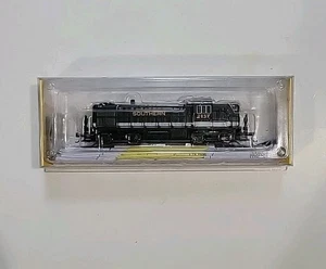 Bachmann N Scale Southern #2137 Alco RS3 Diesel Engine DCC 64254 (T) - Picture 1 of 6