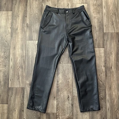 Pantalones de imitación de cuero Forever 21 para hombre talla 36 negros Foto 1 de 4