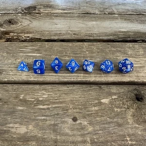Polyhedral Set of 7 Dice For Dungeons & Dragons Blue Mettalic - Picture 1 of 5