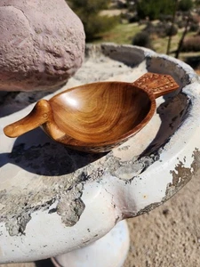 Vintage Hand Carved Wooden Duck Bowl European Folk Art Rustic Carved Wood - Picture 1 of 16