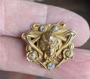 Broche facial antiguo estilo eduardiano con pedrería transparente tono dorado - Imagen 1 de 7